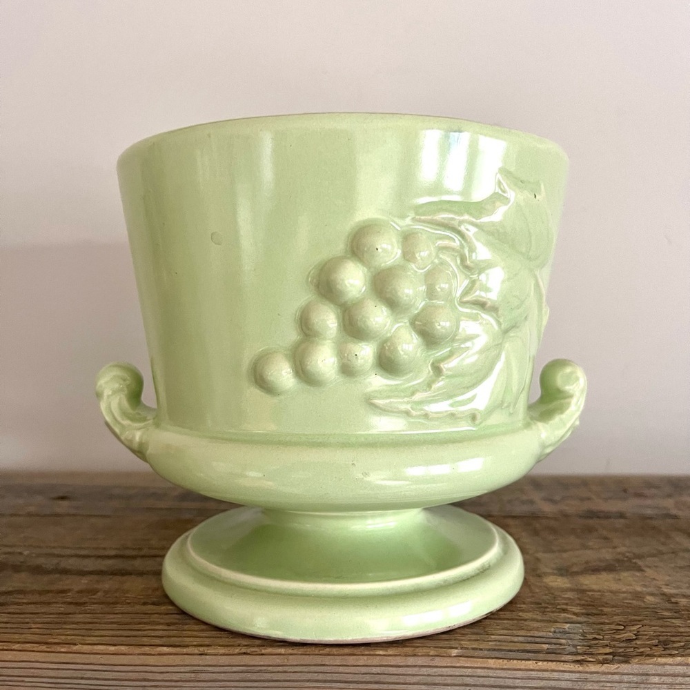 Hull Pottery Planter Vintage 1950’s